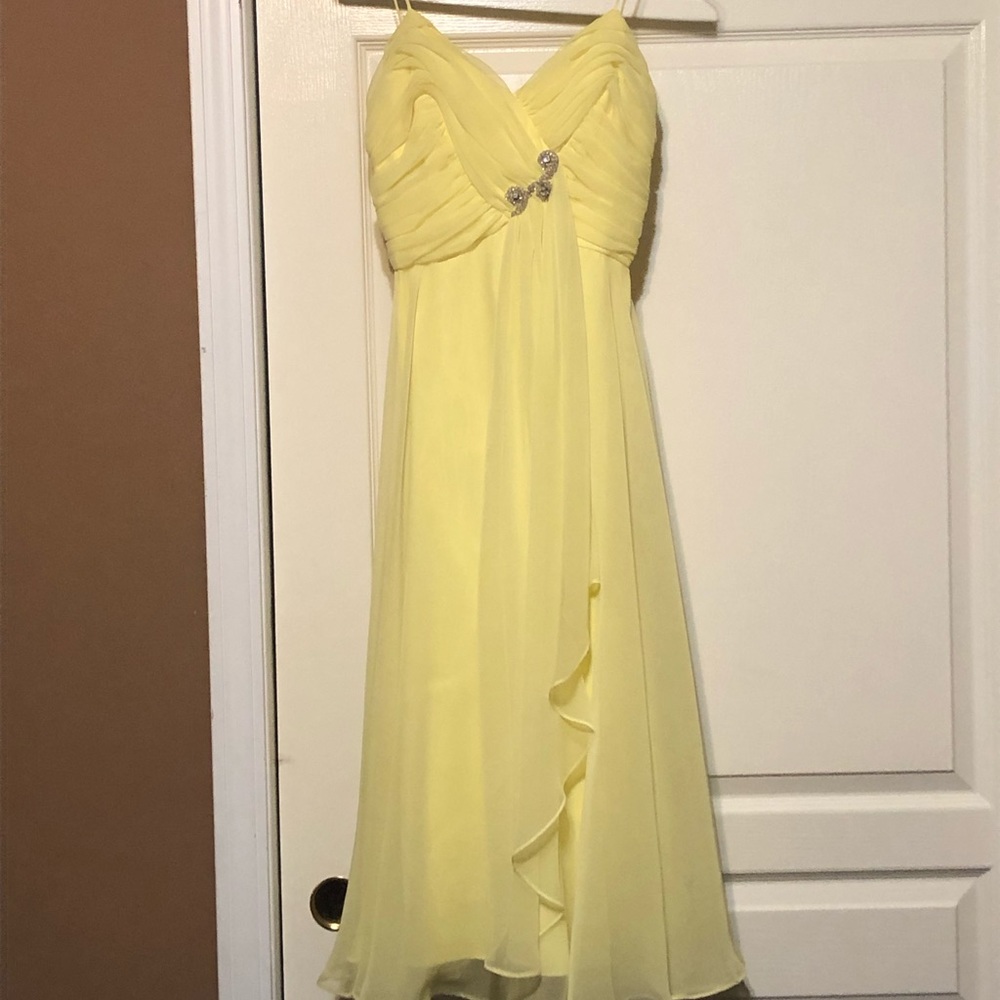 Mike benet formals flowing yellow midi dress